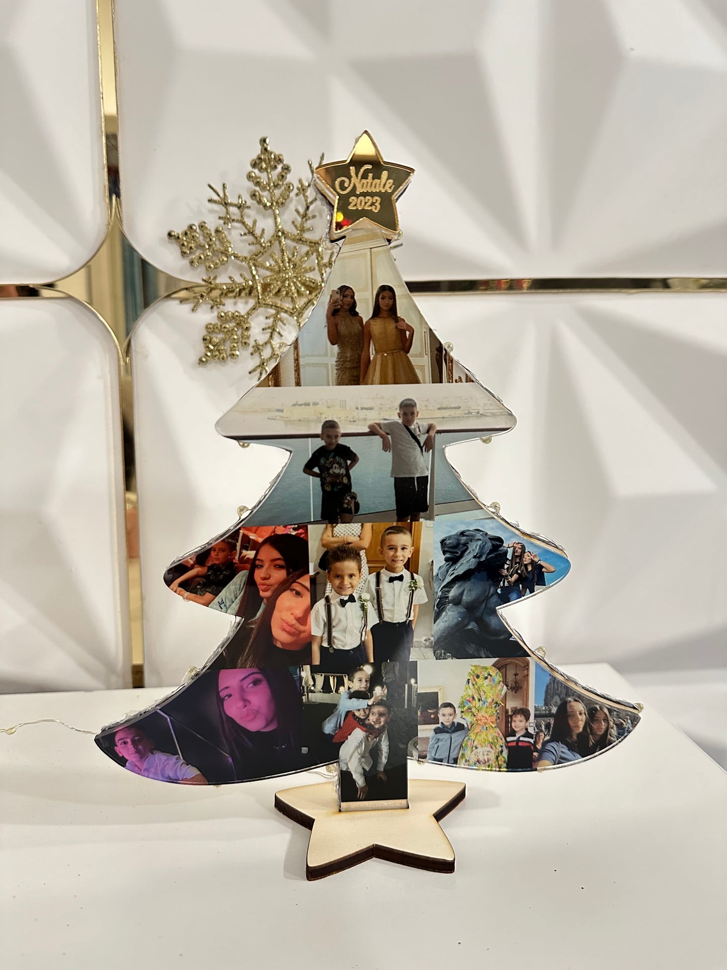 Albero di Natale con foto luminoso