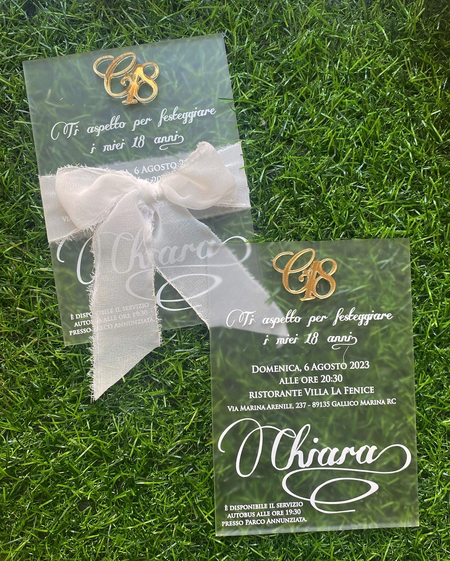 Inviti in plexiglass sabbiato con logo specchiato