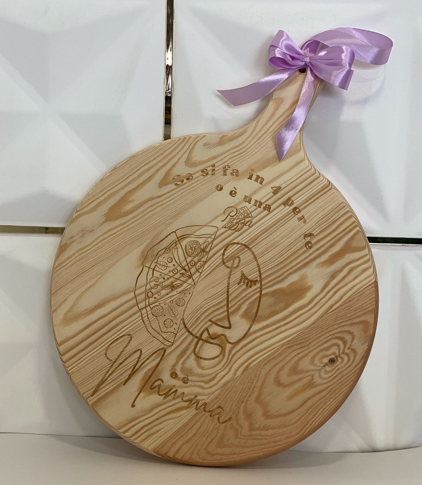 Tagliere per pizza in legno con manico personalizzabile