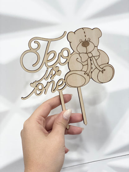 Cake topper in legno